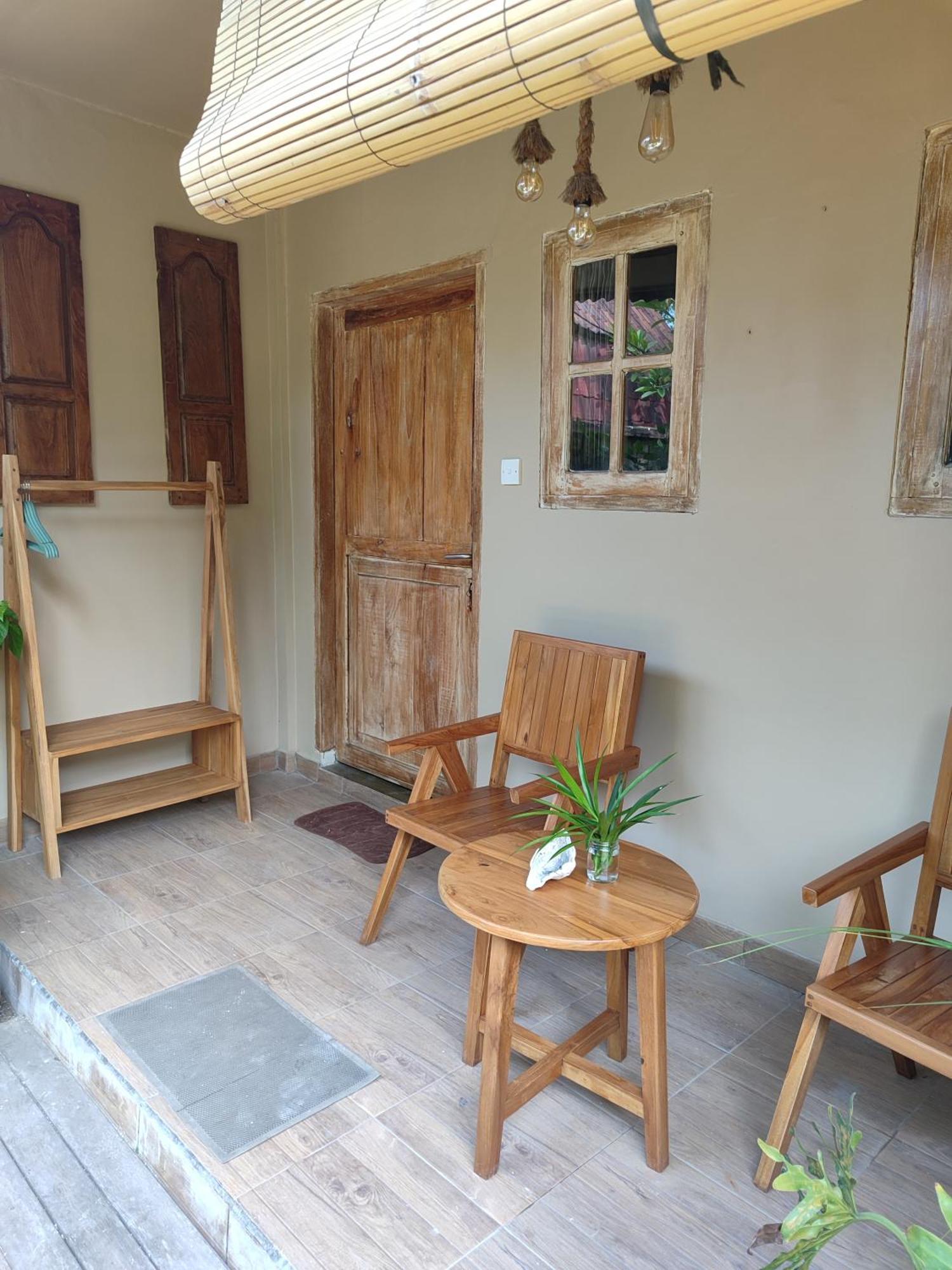 Little Elephant Cottage Gili Trawangan Exterior photo
